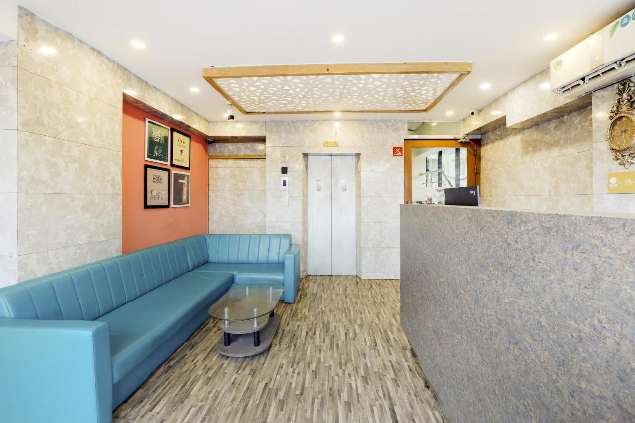 Oyo Hotel Dash Vadodara Dış mekan fotoğraf