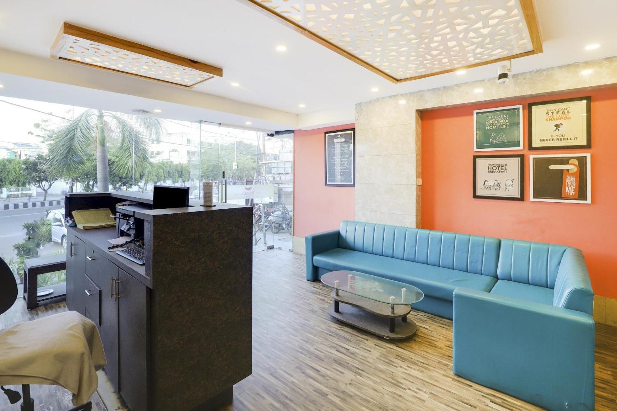 Oyo Hotel Dash Vadodara Dış mekan fotoğraf