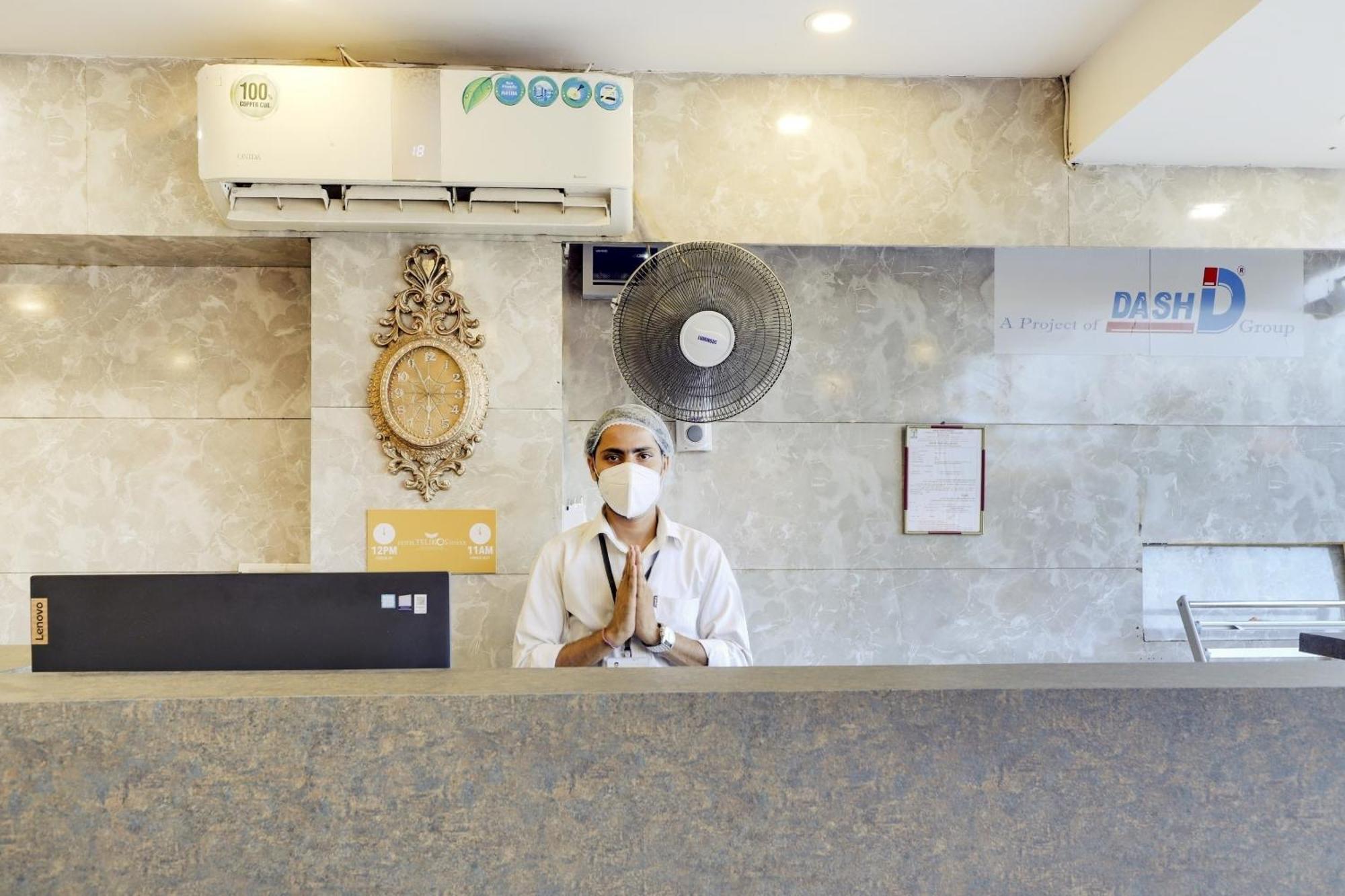 Oyo Hotel Dash Vadodara Dış mekan fotoğraf
