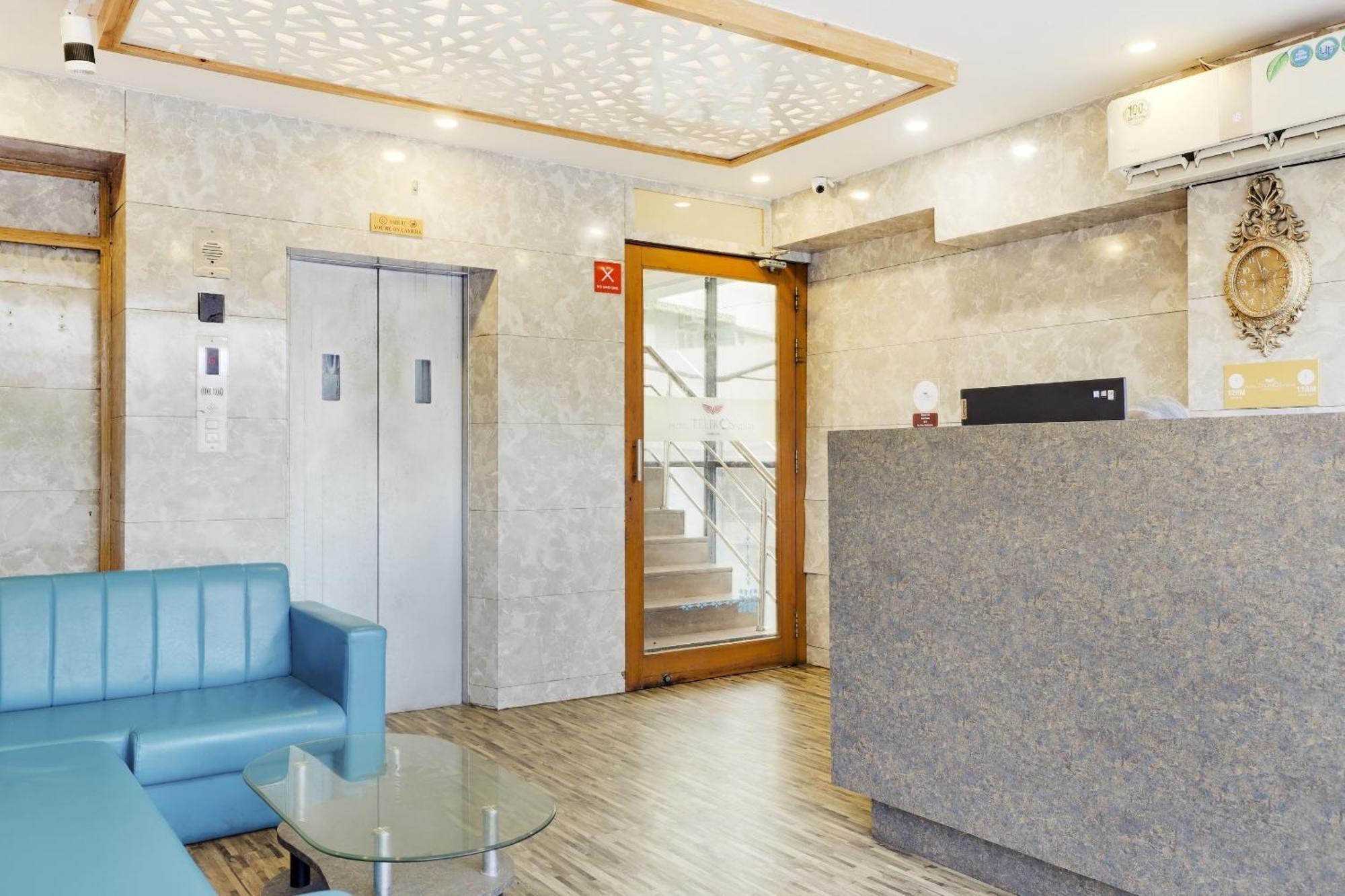 Oyo Hotel Dash Vadodara Dış mekan fotoğraf